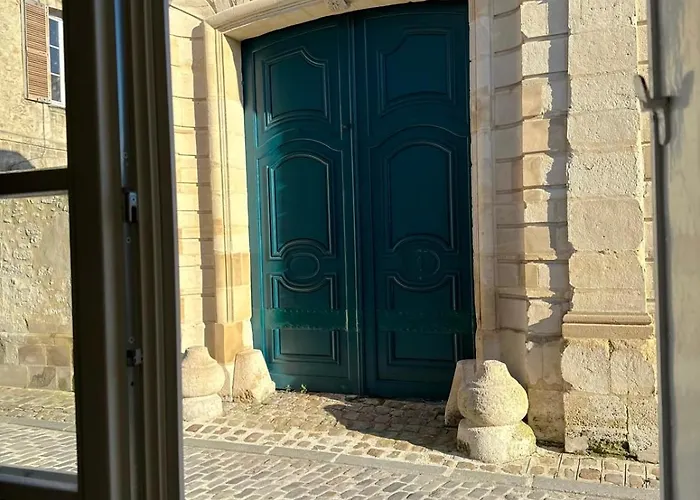 Chopin's - Cozy In The Heart Of The Historic Center Of Apartment Senlis (Oise)